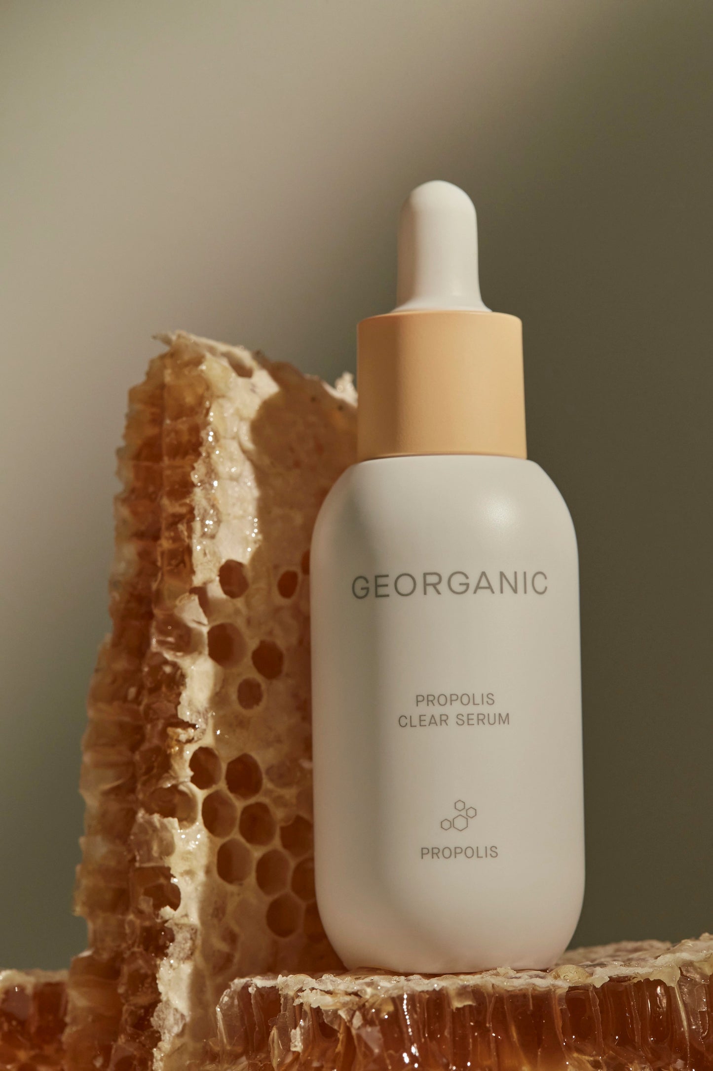 Korean Organic Propolis Clear Serum Hypoallergenic Acne Care Essence Soothing Anti-Inflammatory Serum for Sensitive Skin Treatment