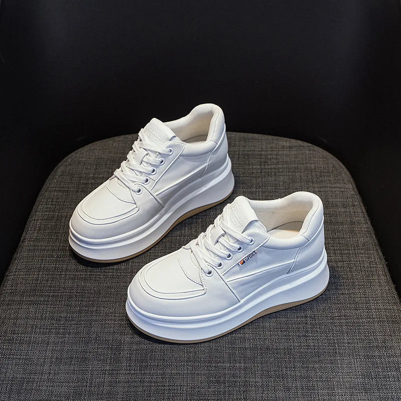 2025 Girls Flat Shoes Latest Spring Design Casual Shoes for Women New Styles Fashion Leather Flats Shoes for Women