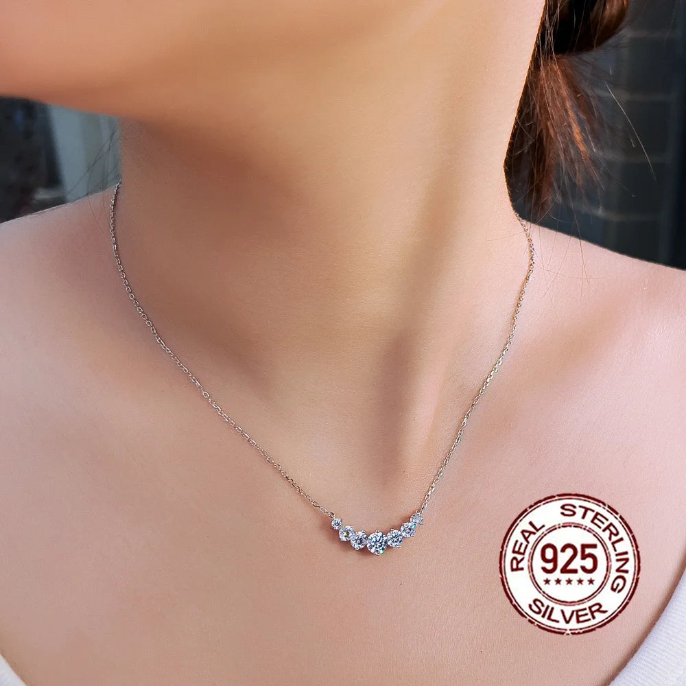 Elegant 925 Silvery 5mm Ice Round Zirconia Inlaid Smile Shaped Pendant Necklace for Women Banquet Valentine's Day Gift