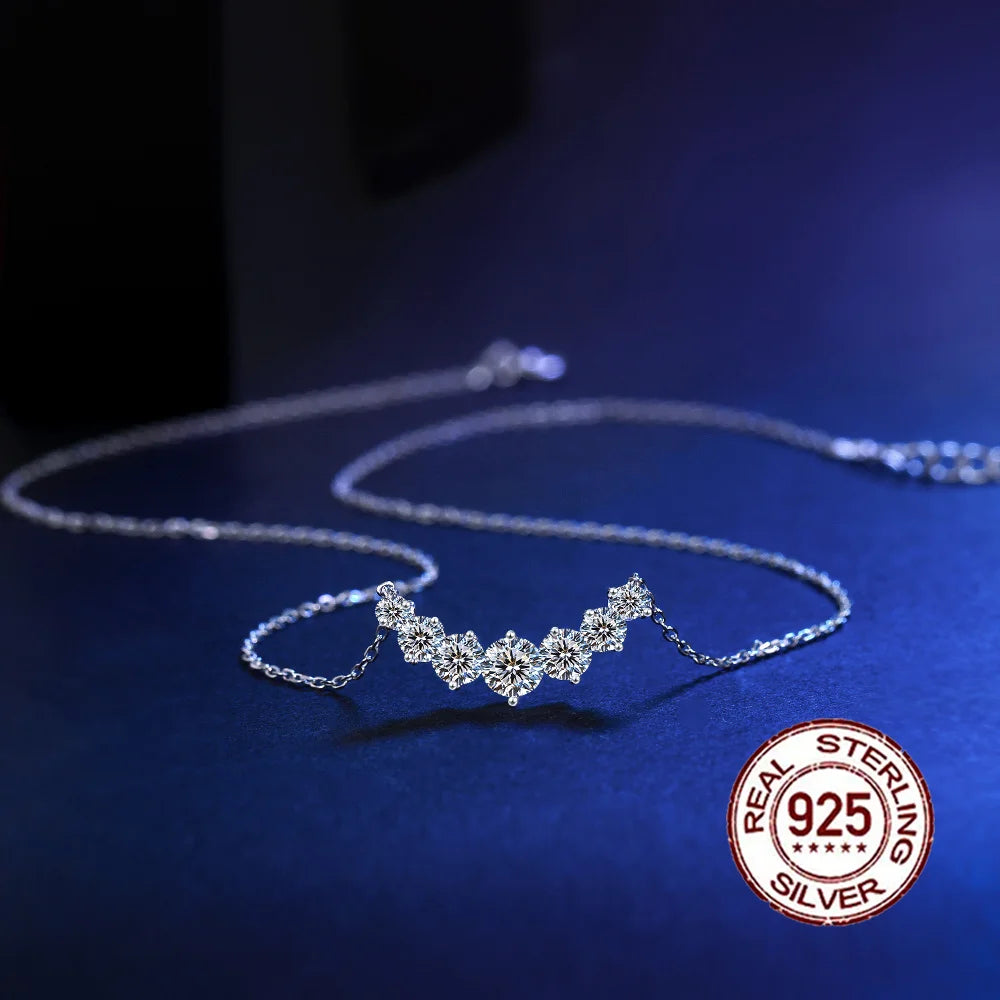 Elegant 925 Silvery 5mm Ice Round Zirconia Inlaid Smile Shaped Pendant Necklace for Women Banquet Valentine's Day Gift
