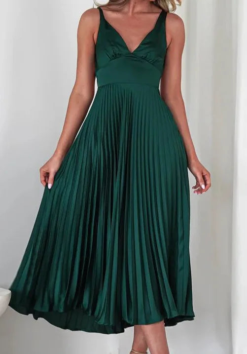2025 New Fashion Summer Women's Deep V-Neck Sexy Slim Sleeveless High Waist Pleated Solid Color Long Dress
