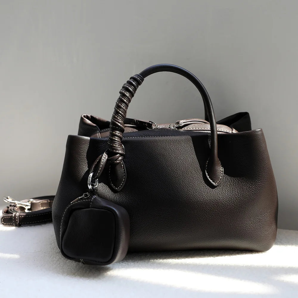 Single Shoulder Crossbody Design Cowhide Purse Lazy Style Multiple Compartments Zipper Closure Polyester Lining Polyether