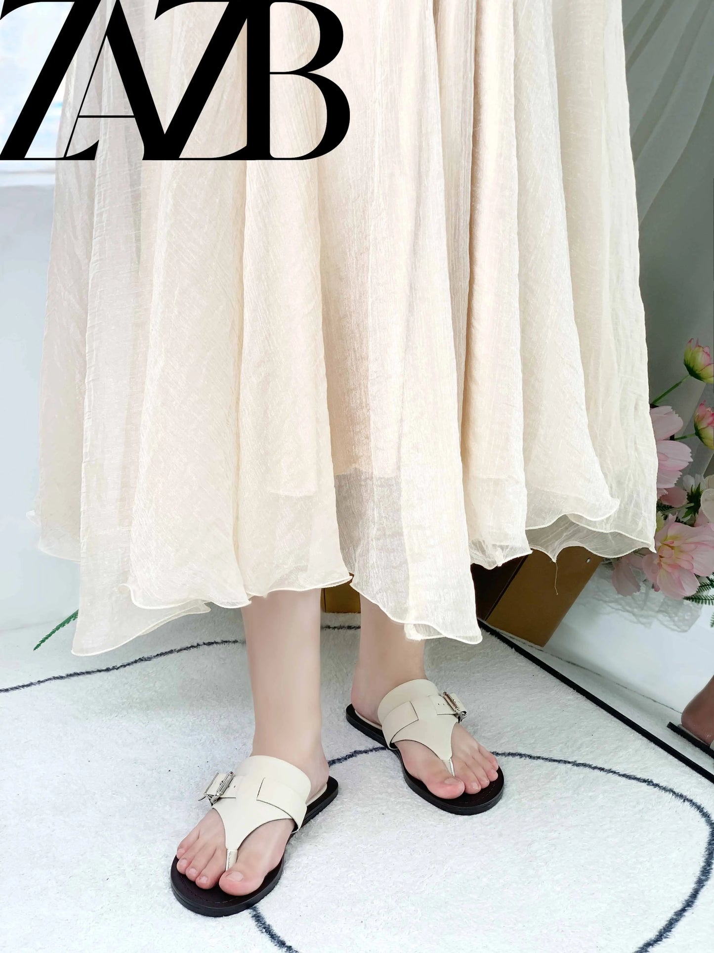 New Design Summer Pearl Women Flat slippers Round Head Roman Style Open Toe Shoes Sandals Beach for Ladies