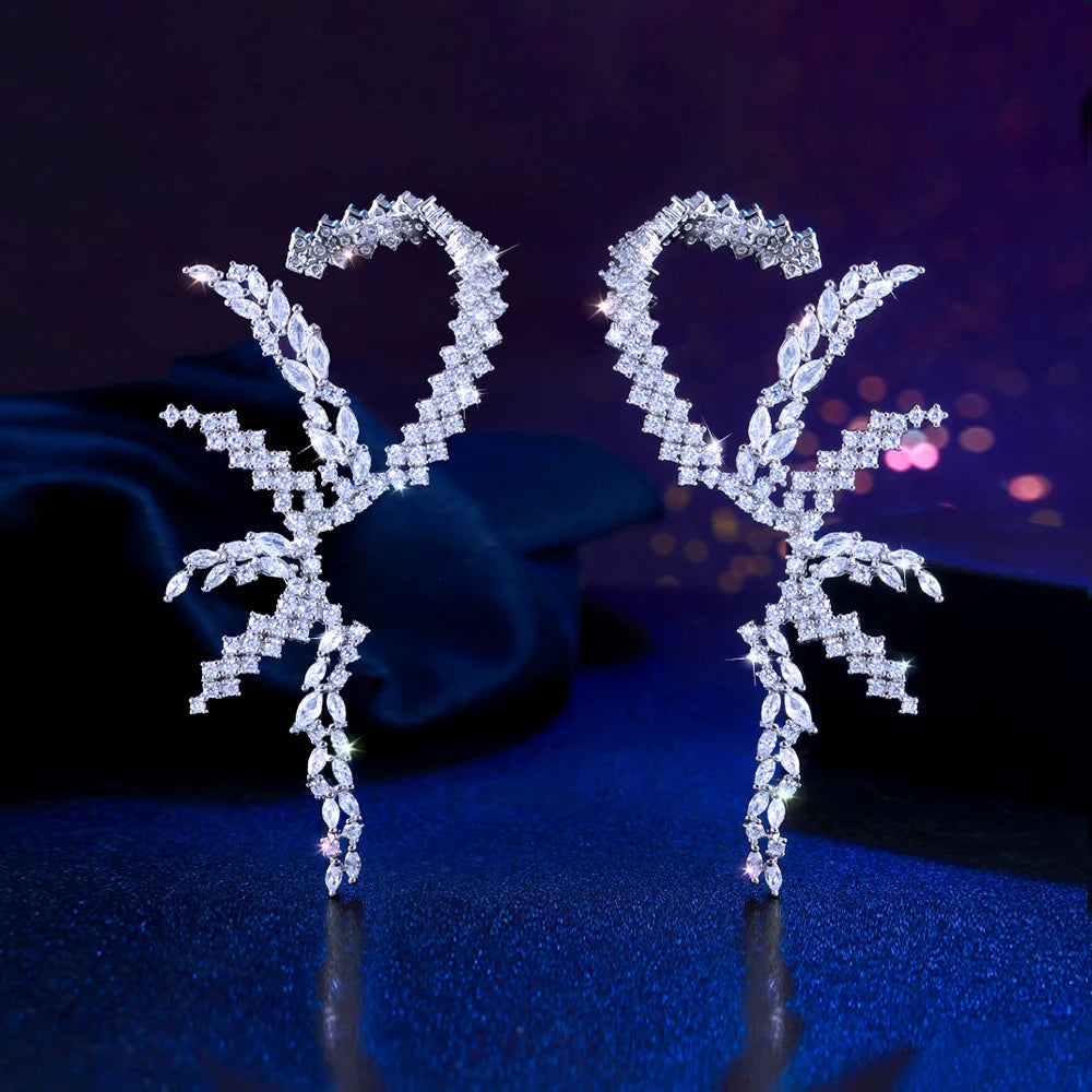 2025 Trendy Zirconia Jewelry Ear Bone Clips Long Big Snowflakes Irregular Wedding Bridal Ear Cuff Climber Earring for Women Gift