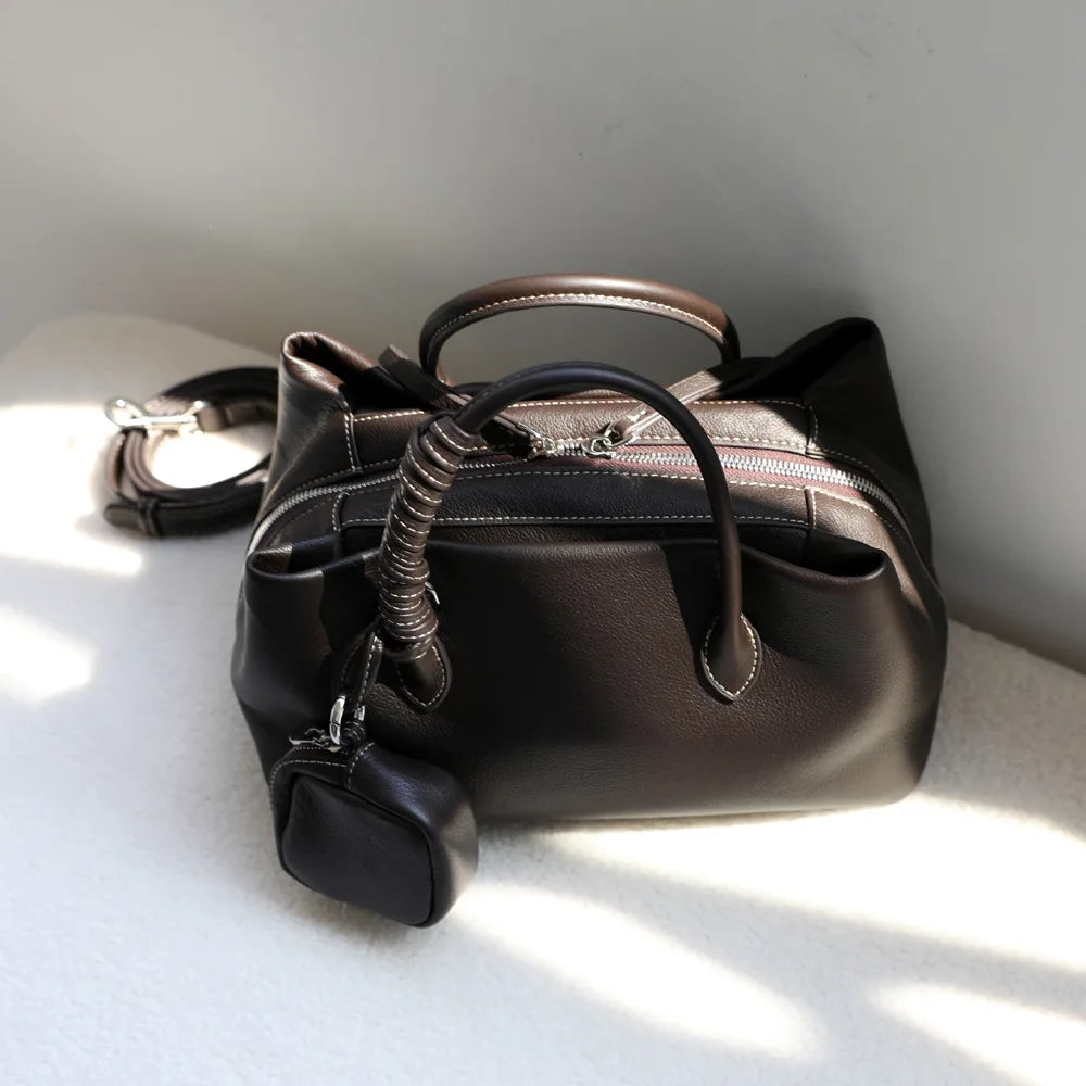 Single Shoulder Crossbody Design Cowhide Purse Lazy Style Multiple Compartments Zipper Closure Polyester Lining Polyether