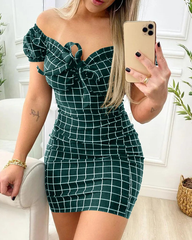 2025 Women Dress Strapless Short Sleeve Hip Wrap Plaid Mini Length Bodycon Dress Sexy Plaid Dress