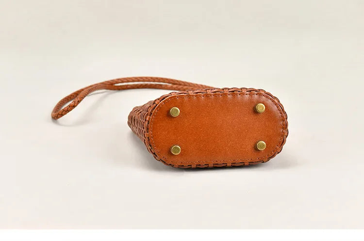 2025 New Luxury Handmade Woven Genuine Leather Messenger Bag Fashionable Colorful Basket Bag Zipper Waterproof