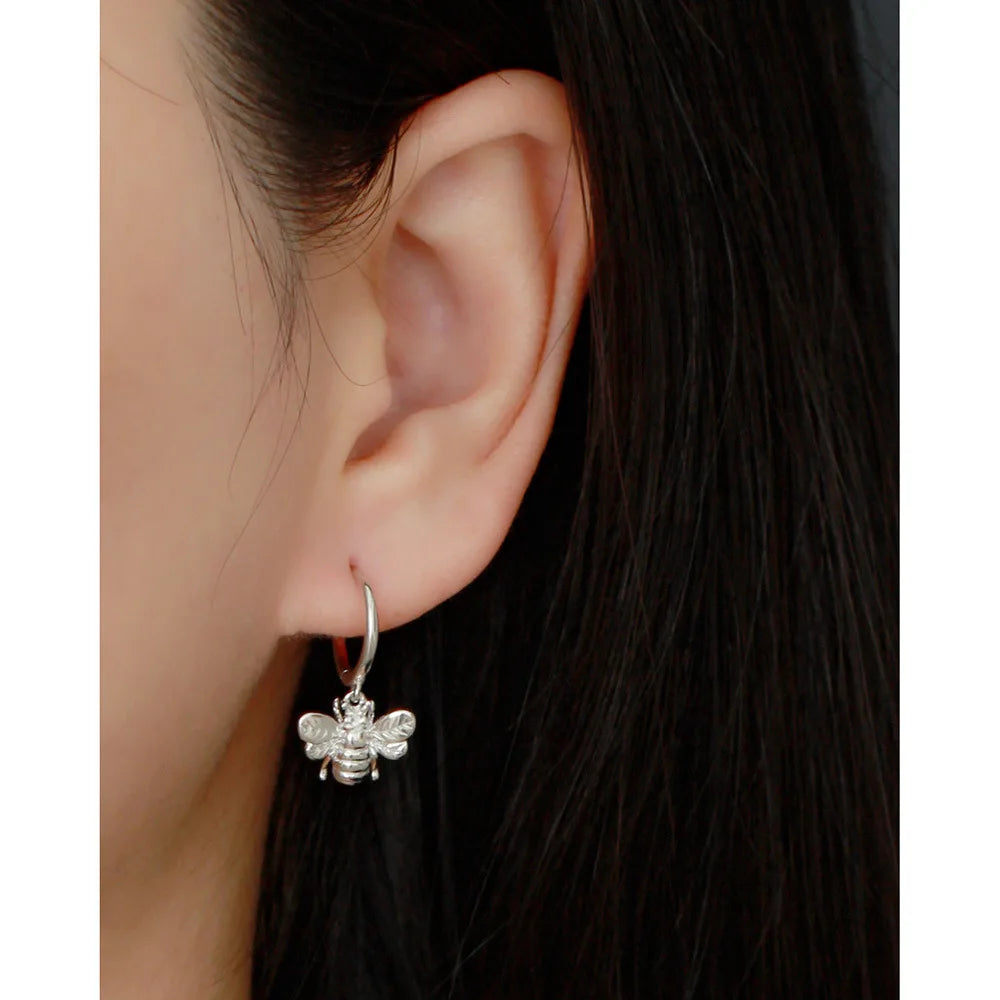 New Fashion 925 Sterling Silver Plain Dangling Animal Bee Shape Insects 18k Gold Plated Hoop Earrings for Women