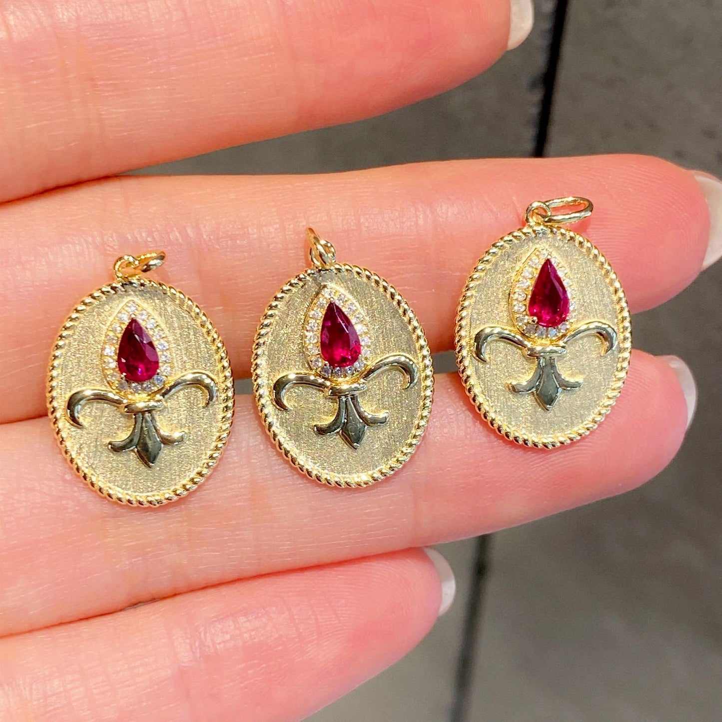 2025 Elegant Classic Oval Flower 18K Solid Yellow Gold Pendant Natural Red Ruby Diamond Gemstone Fine Jewelry for Women's Party