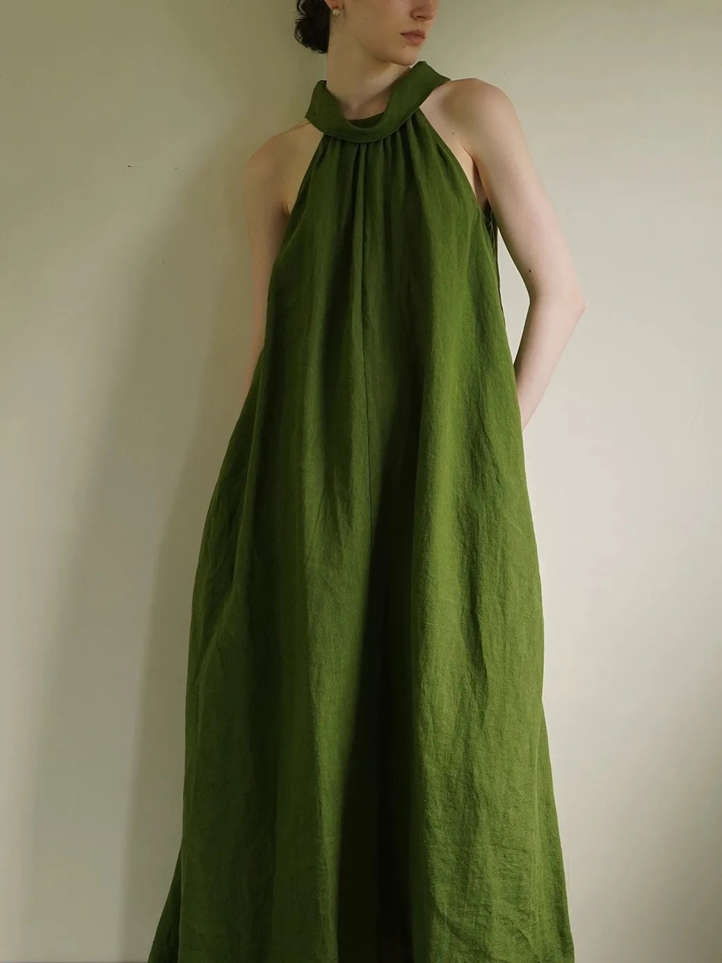 2025 Women Sleeveless Halter Dress Summer Maxi Length Style Natural Waistline Loose Straight Solid Color Casual Dress