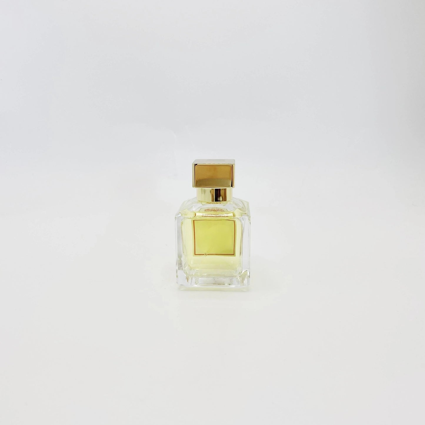 Premium Gender Free Perfume Long Lasting Fragrance for Everyone Neutral Scent Luxury Formula Daily Use Spray
