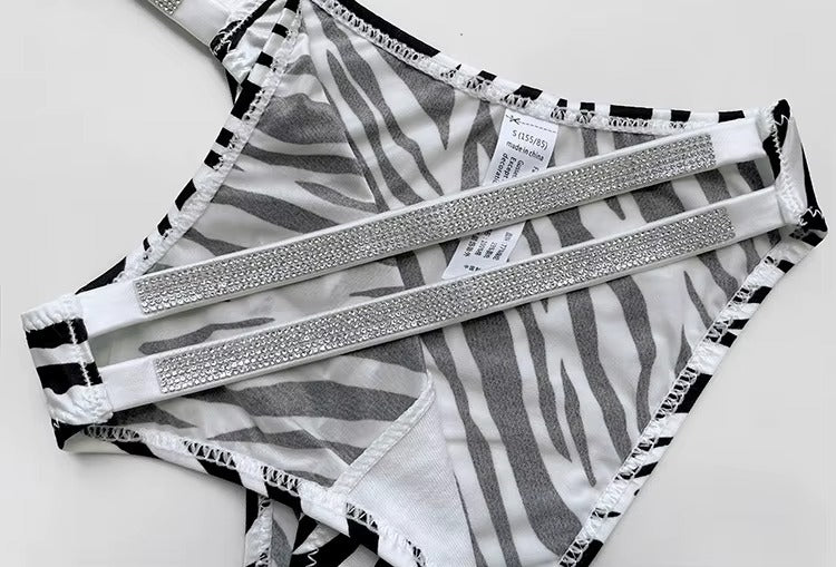 Ice Silk Thongs Women's Panties Luxury Bikini G-String Underwear Low Waist Briefs Female Underpant Pantys Sexy Lingerie