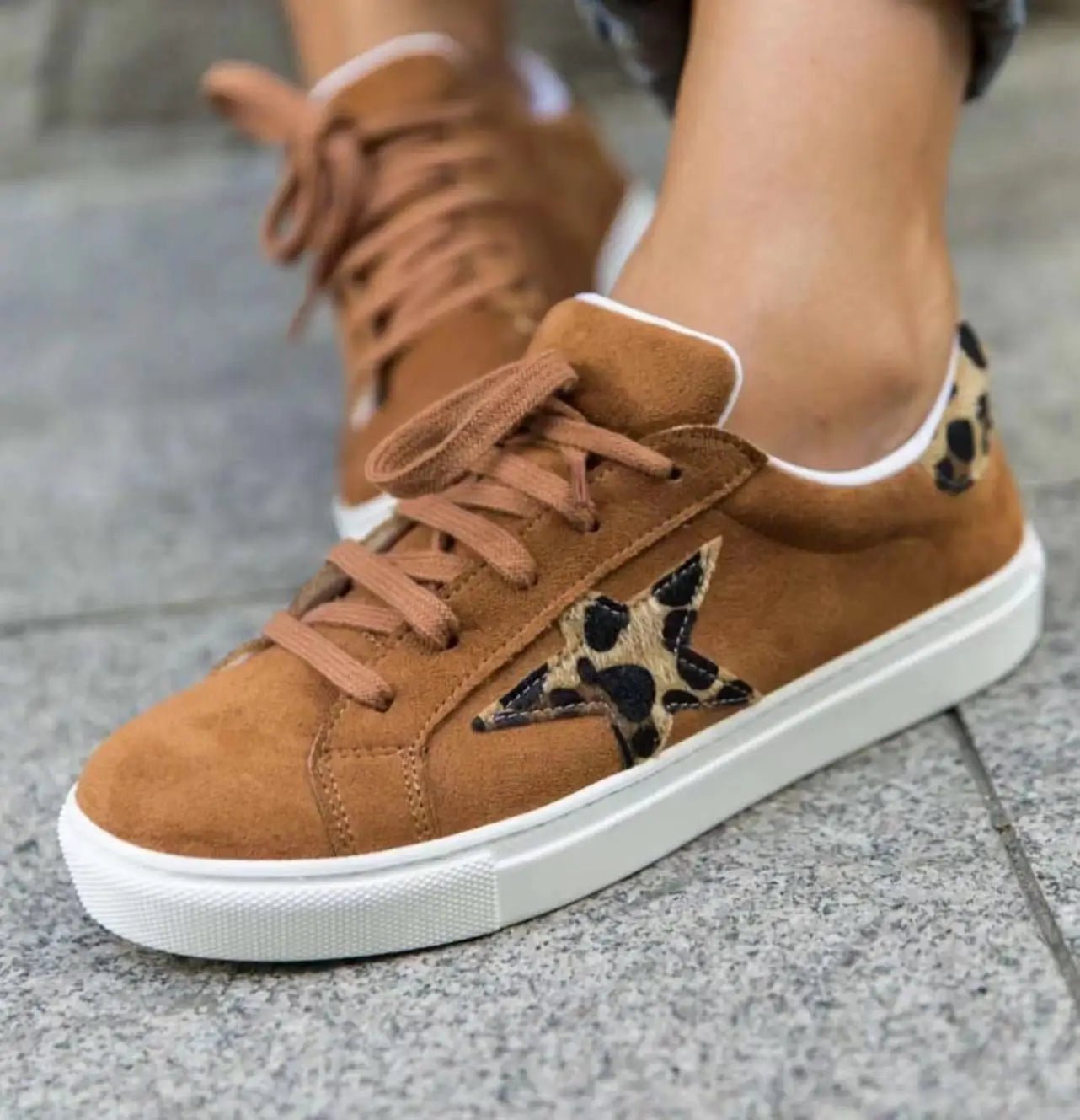 New Design Soft Autumn Woman Girl Shoes Casual Simple Style Shoes