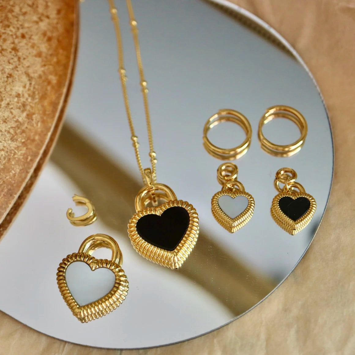 18K Real Gold Pendant for Women Double Sided Onyx & Mother Pearl Heart Gemstone Jewelry for Parties
