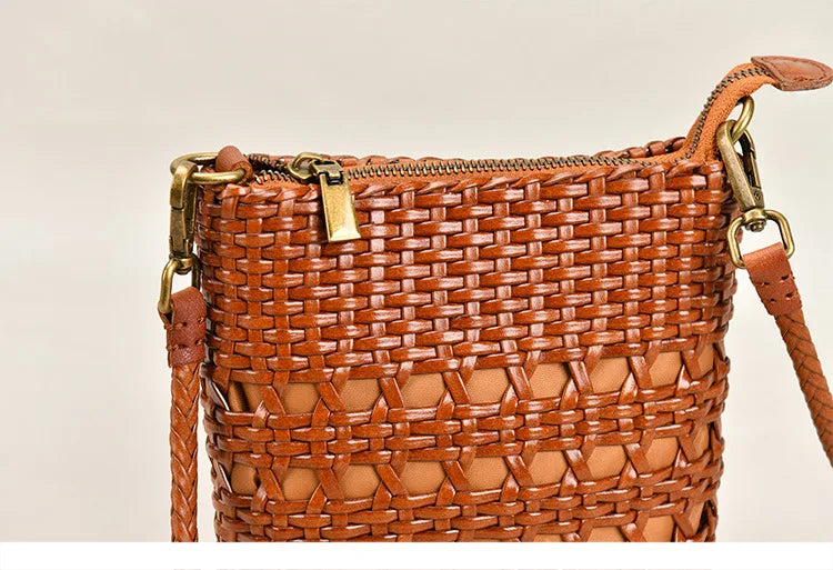 2025 New Luxury Handmade Woven Genuine Leather Messenger Bag Fashionable Colorful Basket Bag Zipper Waterproof