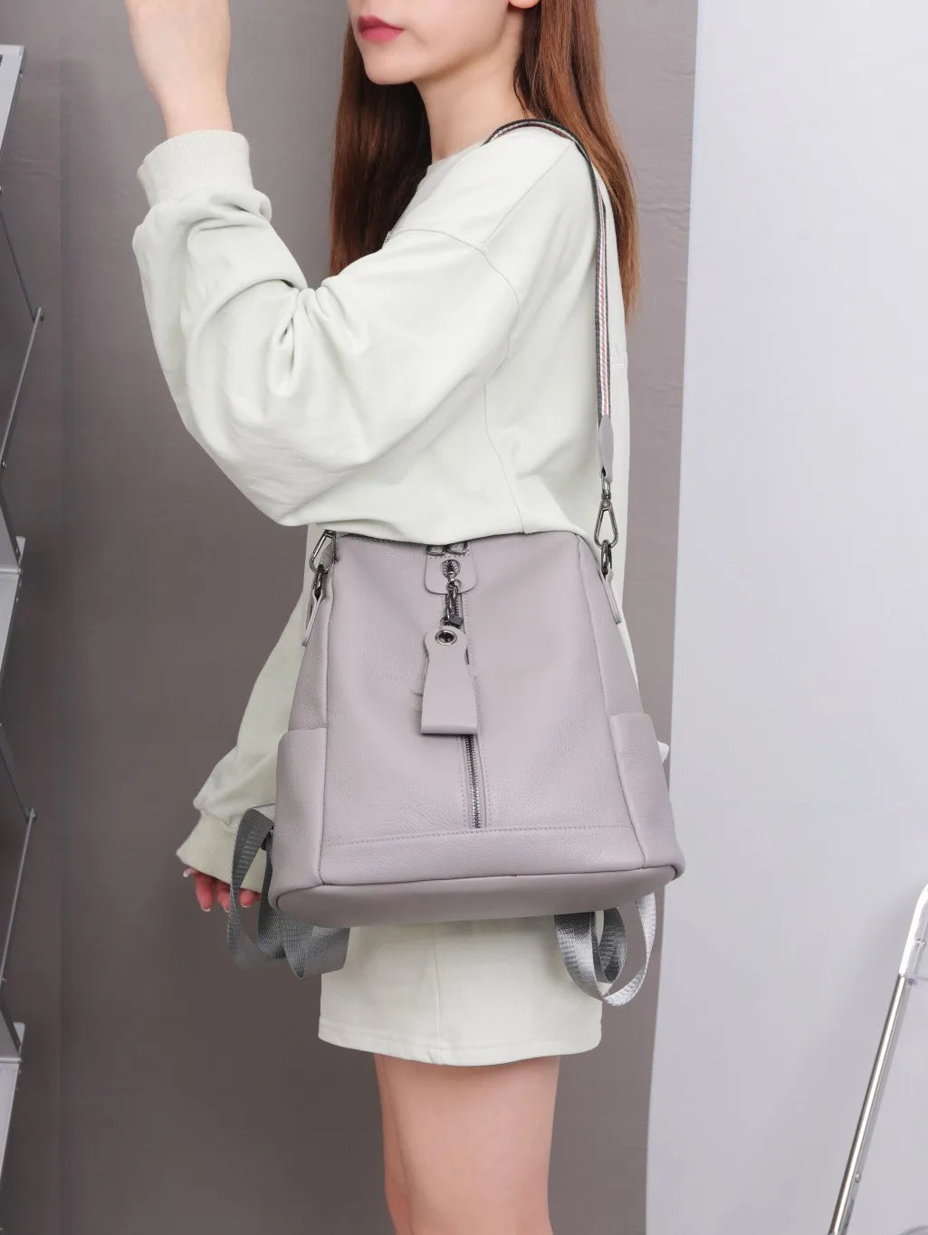 High Quality Girls Genuine Real Leather Backpack Casual Shoulder Bag Full Grain Cowhide Luxury Handbag for Lady Girl Wholesale