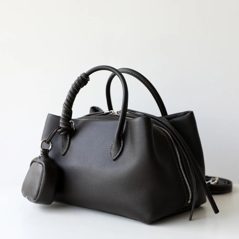Single Shoulder Crossbody Design Cowhide Purse Lazy Style Multiple Compartments Zipper Closure Polyester Lining Polyether