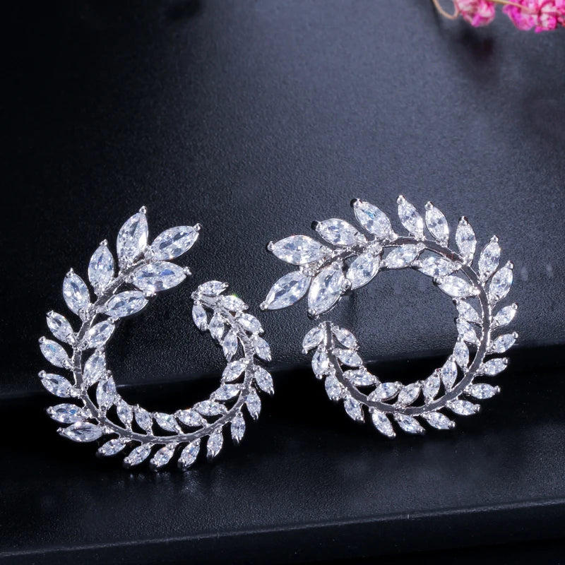 Sparkly White Olive Branch Leaf Shape Marquise Cut Big Cubic Zirconia Paved Stud Earring for Women Fashion Brand Wedding Jewelry