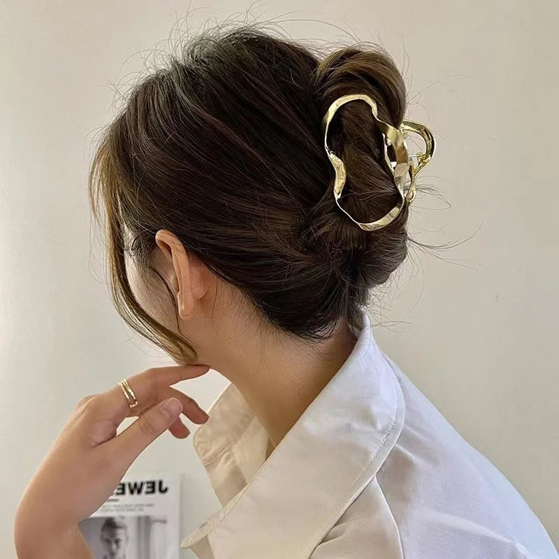 Metal Geometric Hair Claw Crab Hairpins Fashion Cross Hair Clips Barrettes Women Girls Korean Ponytail Clip Hair Accessories