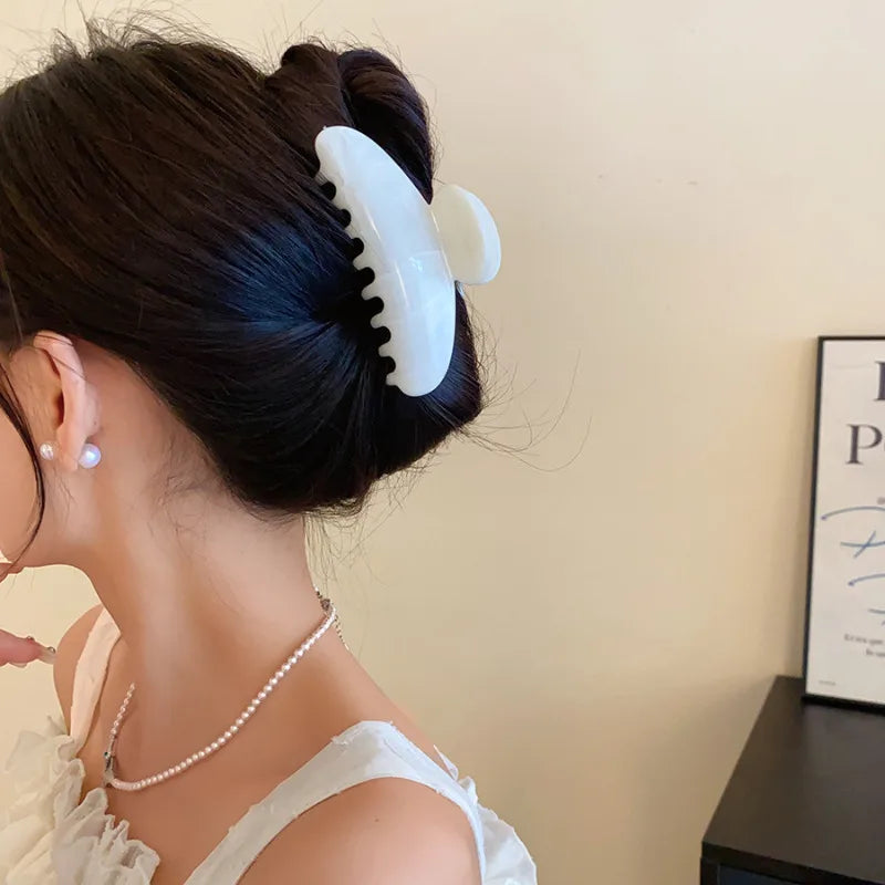 Korean Hawaiian Flower Crab Hair Clips Female Fashion Plastic Shark Hair Claw Hairpin Barrettes For Girls Beach Hair Accessories