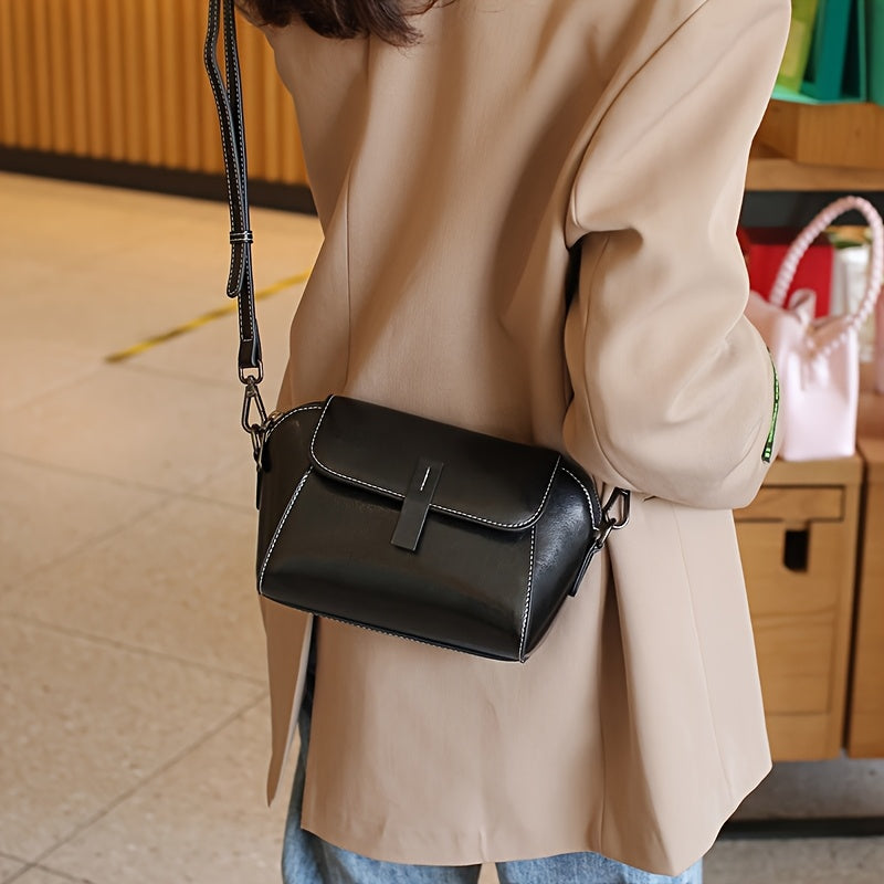 Vintage Black Genuine Leather Shoulder Bag for Women - Adjustable Detachable Strap, Zipper & Magnetic Closure, Compact Crossbody Handbag for Phone & Essentials, Retro Style.