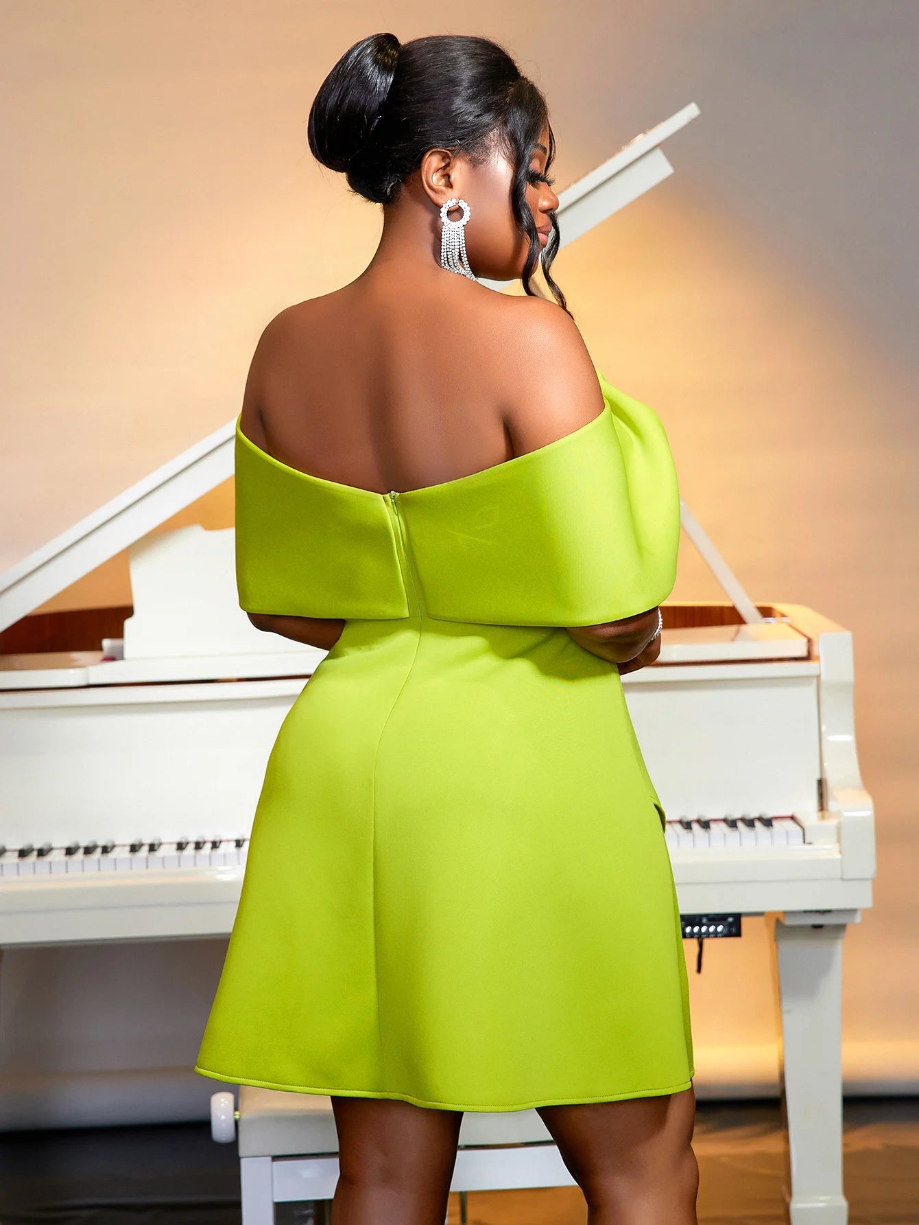 New Arrival 2025 Autumn Winter Off Shoulder Irregular Slash Neck Large Bow a Line Cocktail Dresses
