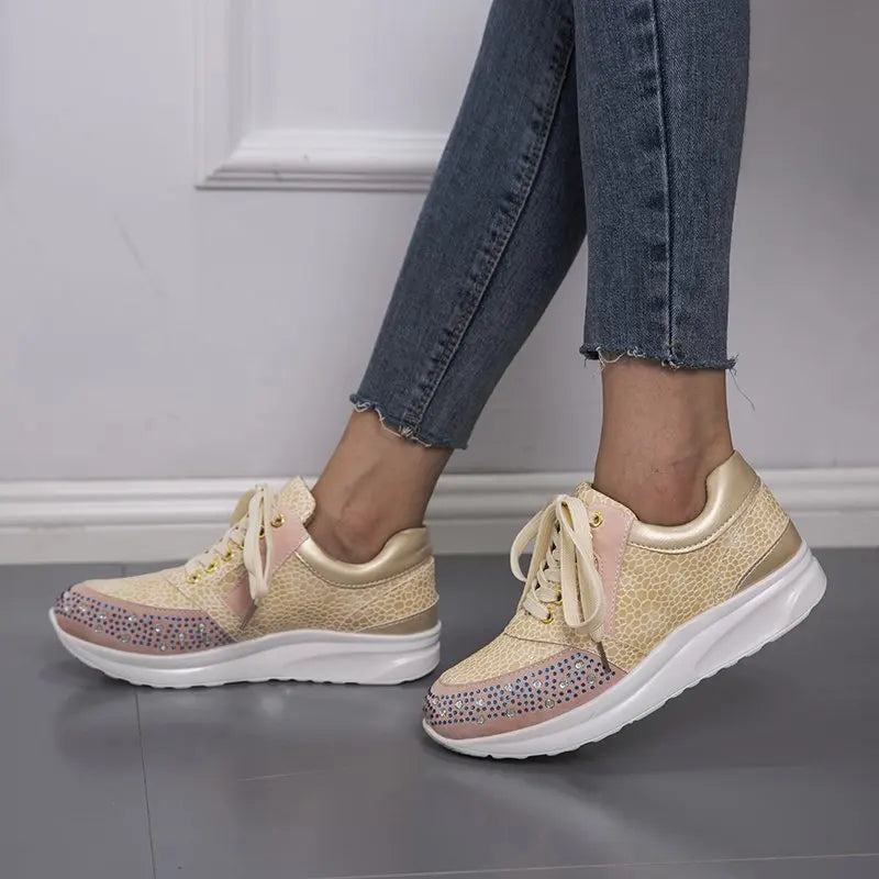 Fashion Girls Women Casual Shoes High Quality Branded Walking Style Casual Sports Running Shoes