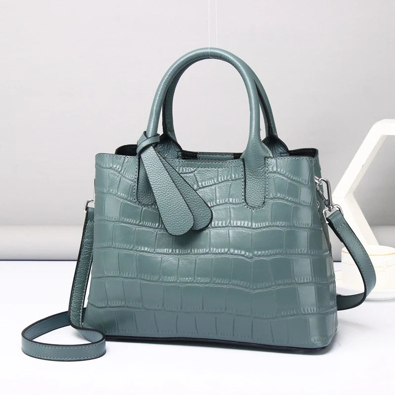 2024  European Women Luxury Retro Genuine Cowhide Leather Ladies Purses and Handbags Female Sale Price Fashion Online