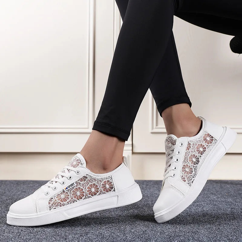 New Hot-selling Women's Summer Thin Versatile Flat-soled Hollow Breathable Sneakers