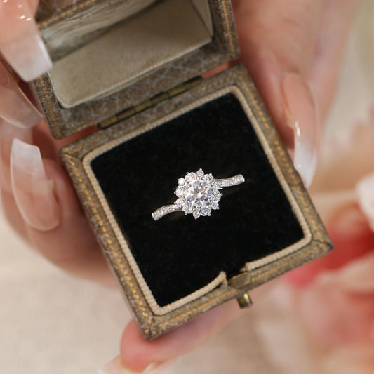 18K Solid White Gold Natural Diamond Ring Love Ring with Floral Design Gift for Couples