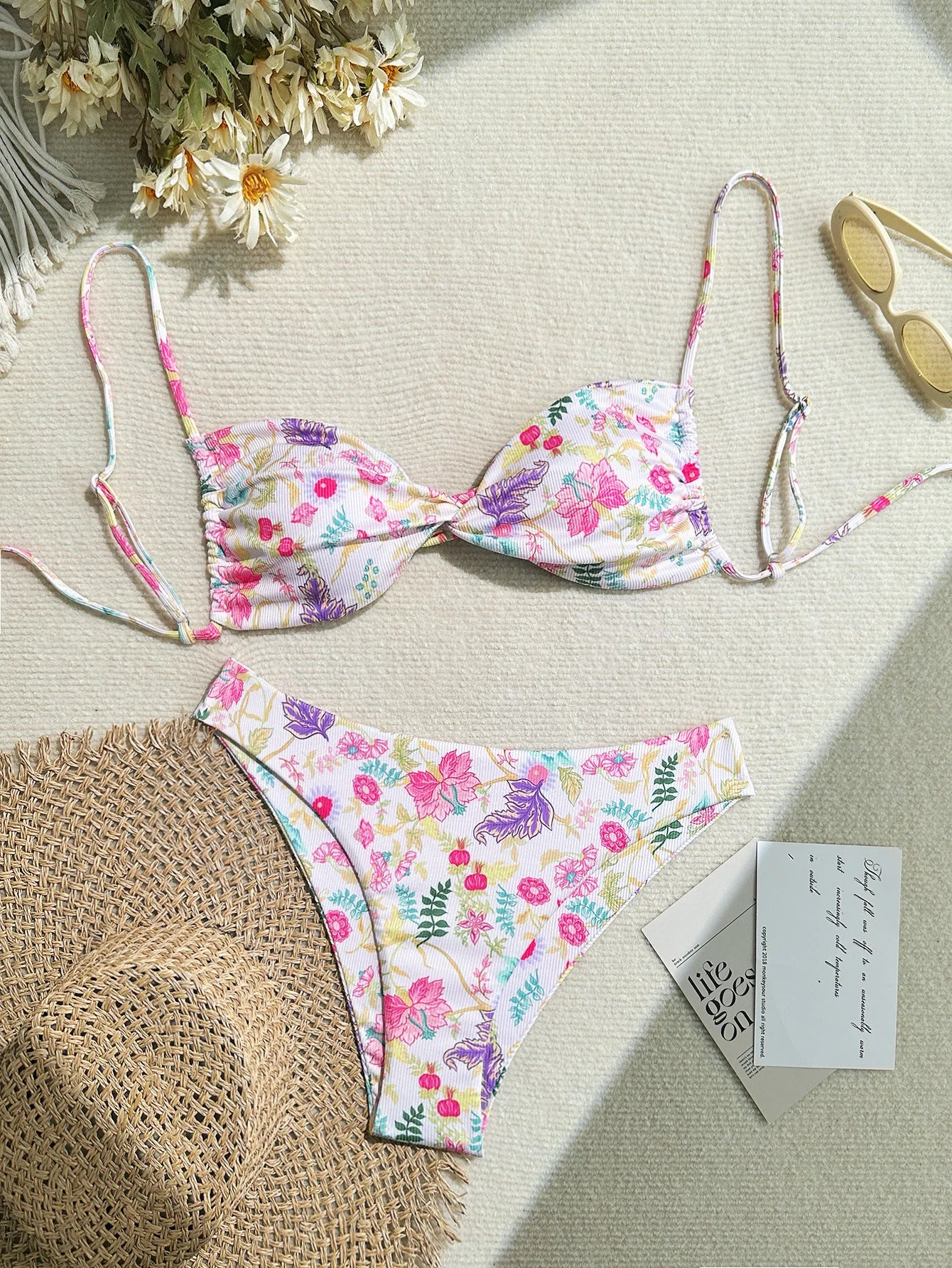 New Girl Sweet Floral Prints Bikinis Two Piece Set Women Sexy Bikini Swimsuit Women Party Sexy Halter Swimwear for Ladies