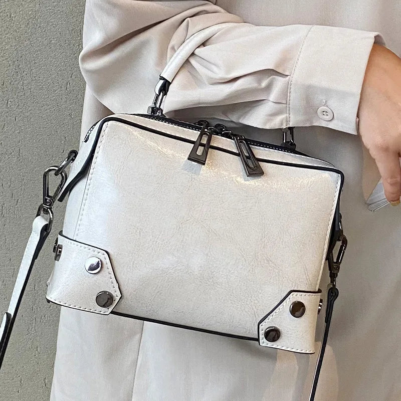 2025 Women's Luxury Genuine Leather Handbag Vintage Fashion Design Hot Selling for Summer and Winter Seasons Wholesale