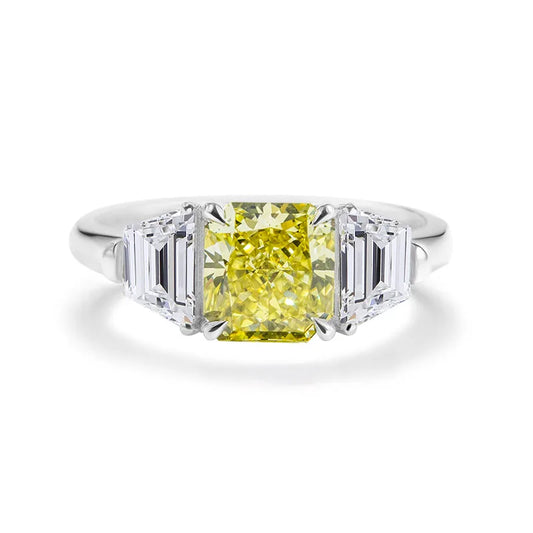 MomentWill 18K White Gold Lab Grown Diamond Rings with Radiant Cut Yellow Color DEF Trapezoid VS Lab Diamonds