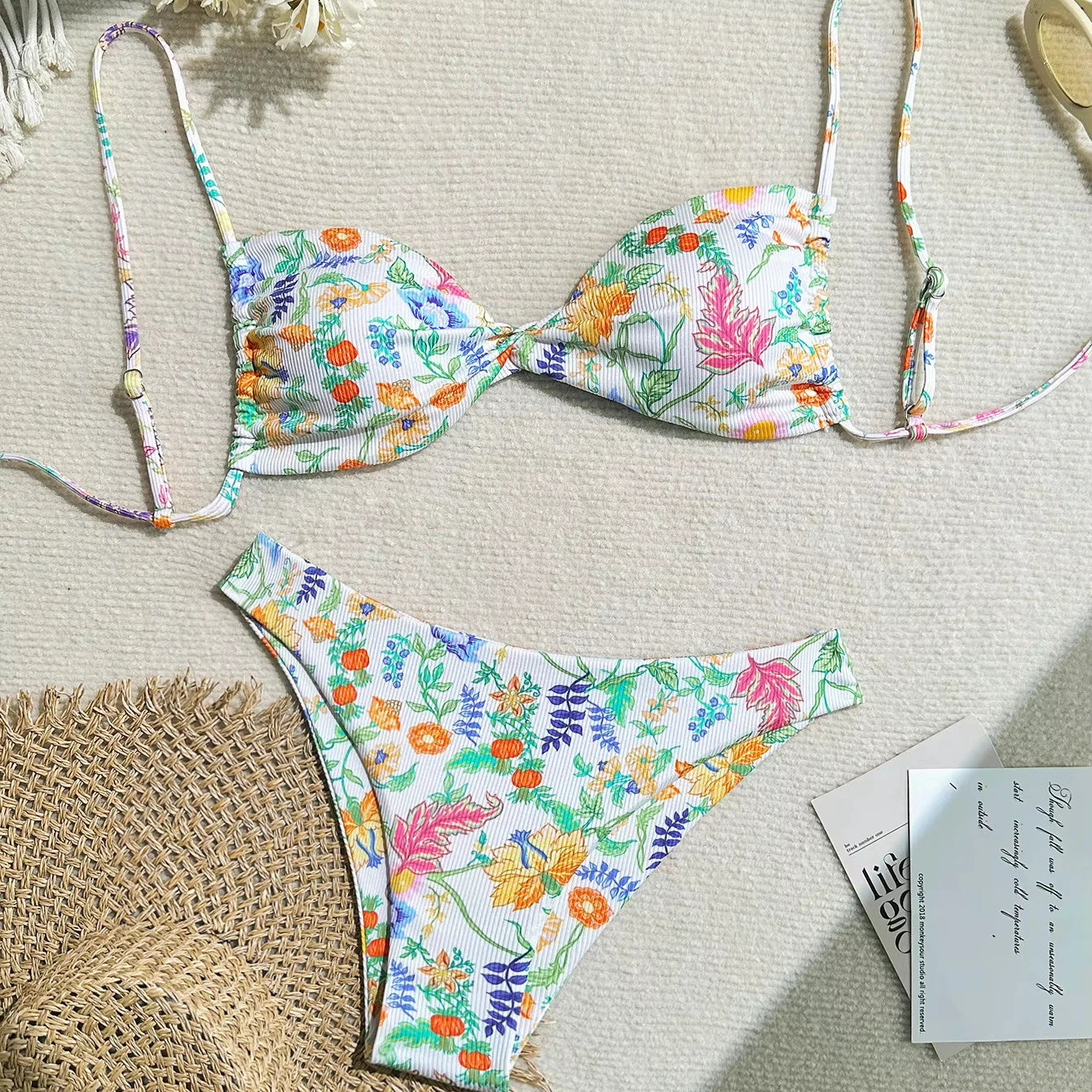 New Girl Sweet Floral Prints Bikinis Two Piece Set Women Sexy Bikini Swimsuit Women Party Sexy Halter Swimwear for Ladies