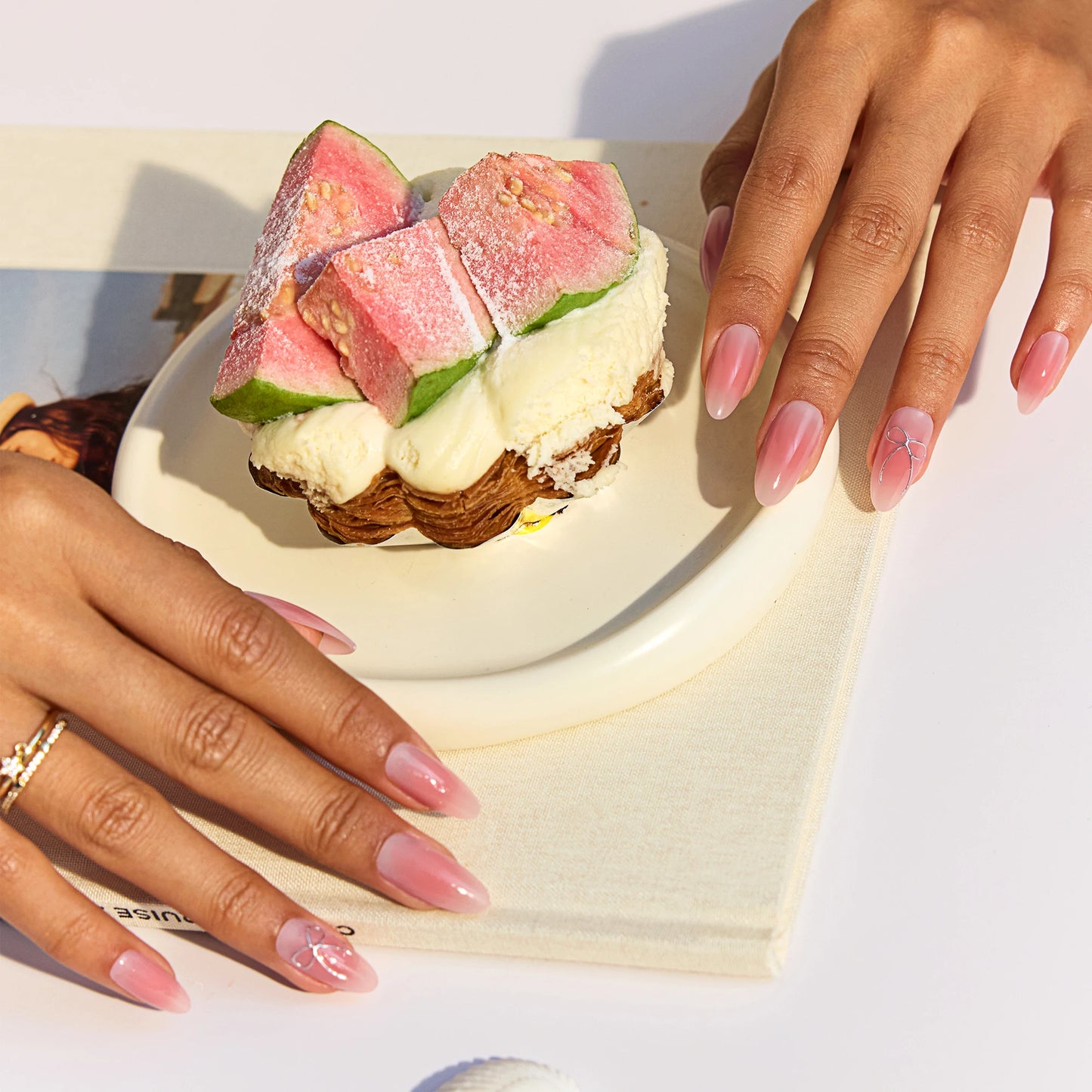 Solid color press on nails Pink nails press on Almond 3D fake nails acrylic nails beauty supply Butterfly tie nail art nail tips