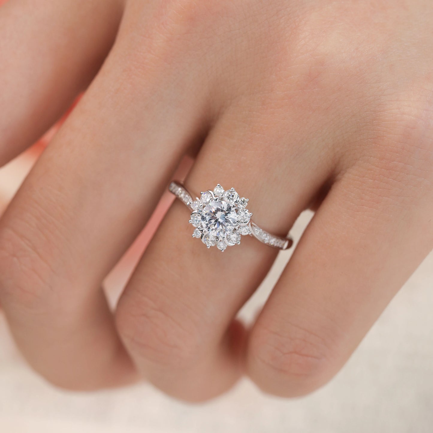 18K Solid White Gold Natural Diamond Ring Love Ring with Floral Design Gift for Couples