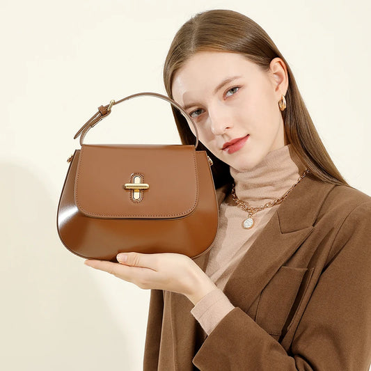 Custom Vintage Shoulder Small Flap Real Leather Ladies Handbags Low Price Fashionable Crossbody Bags for Women Saddle Bags Style