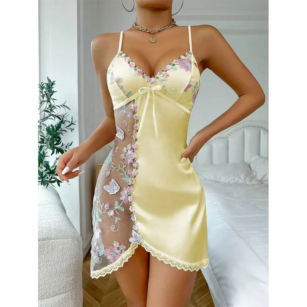 Embroidered Sexy Lingerie, Perspective Sexy Lingerie Set, pink Sexy Garter Belt Three Piece Set