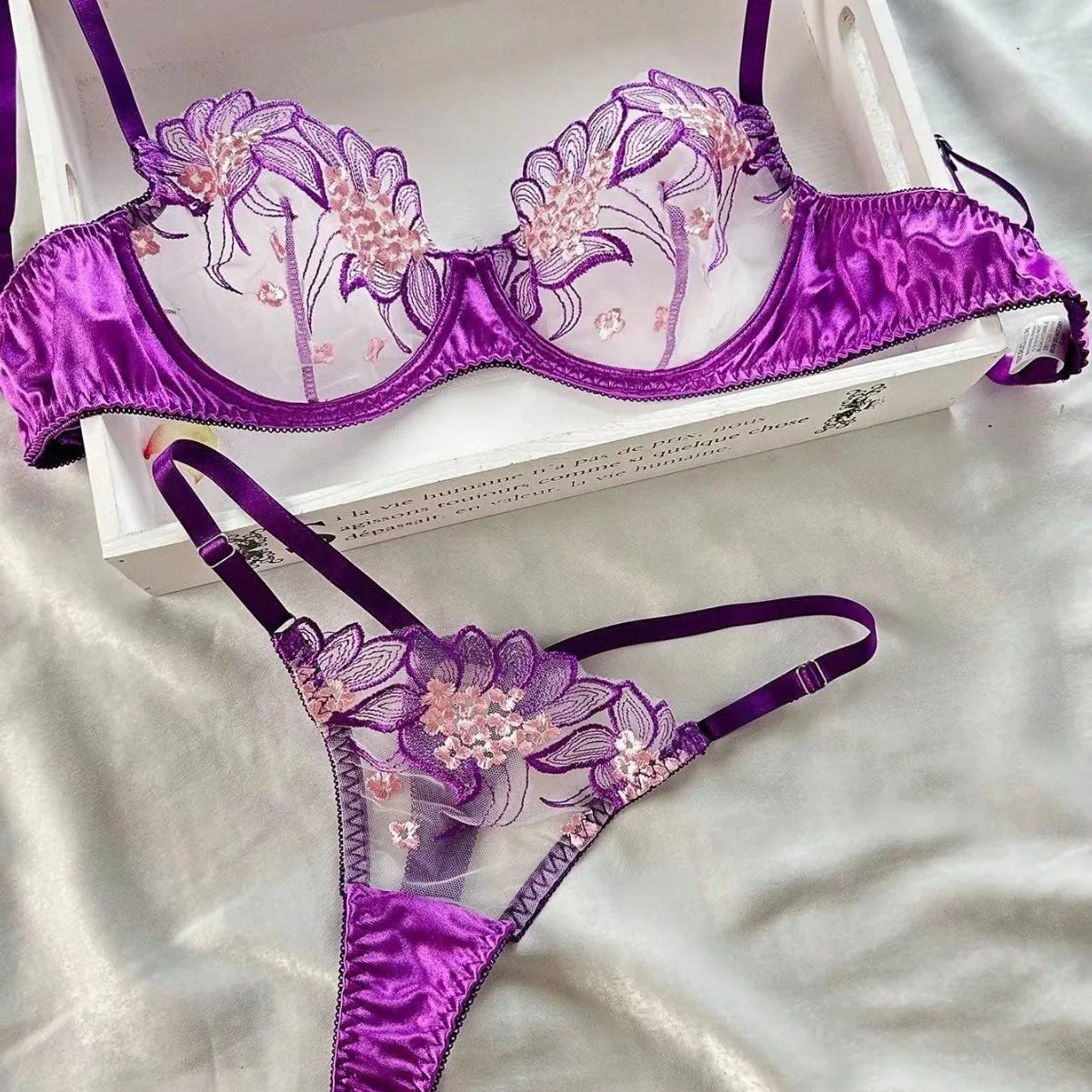 Sexy Lace Embroidery Underwear Two Piece Set Women's Big Breasts Small Thin Push-Up Bra Set Ladies Purple See Through Lingerie