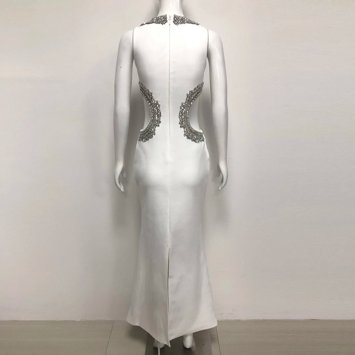 New Elegant Hollow Out Sexy White Bandage Evening Dress Sleeveless Summer Maxi Dress with High Split