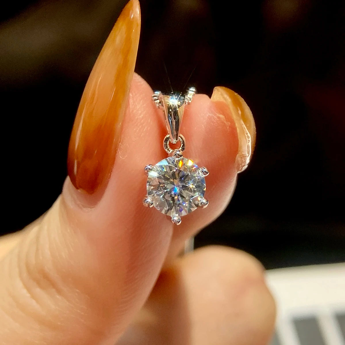 Real 925 Sterling Silver GRA Certified 1CT Classic Round Shape Diamond Moissanite Pendant Necklaces Engagement Jewelry for Women