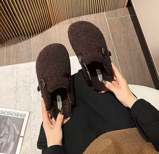 Fuzzy Slip on Chain Slide Footwear Faux Fur Lady Woman Designer Slippers for Winter