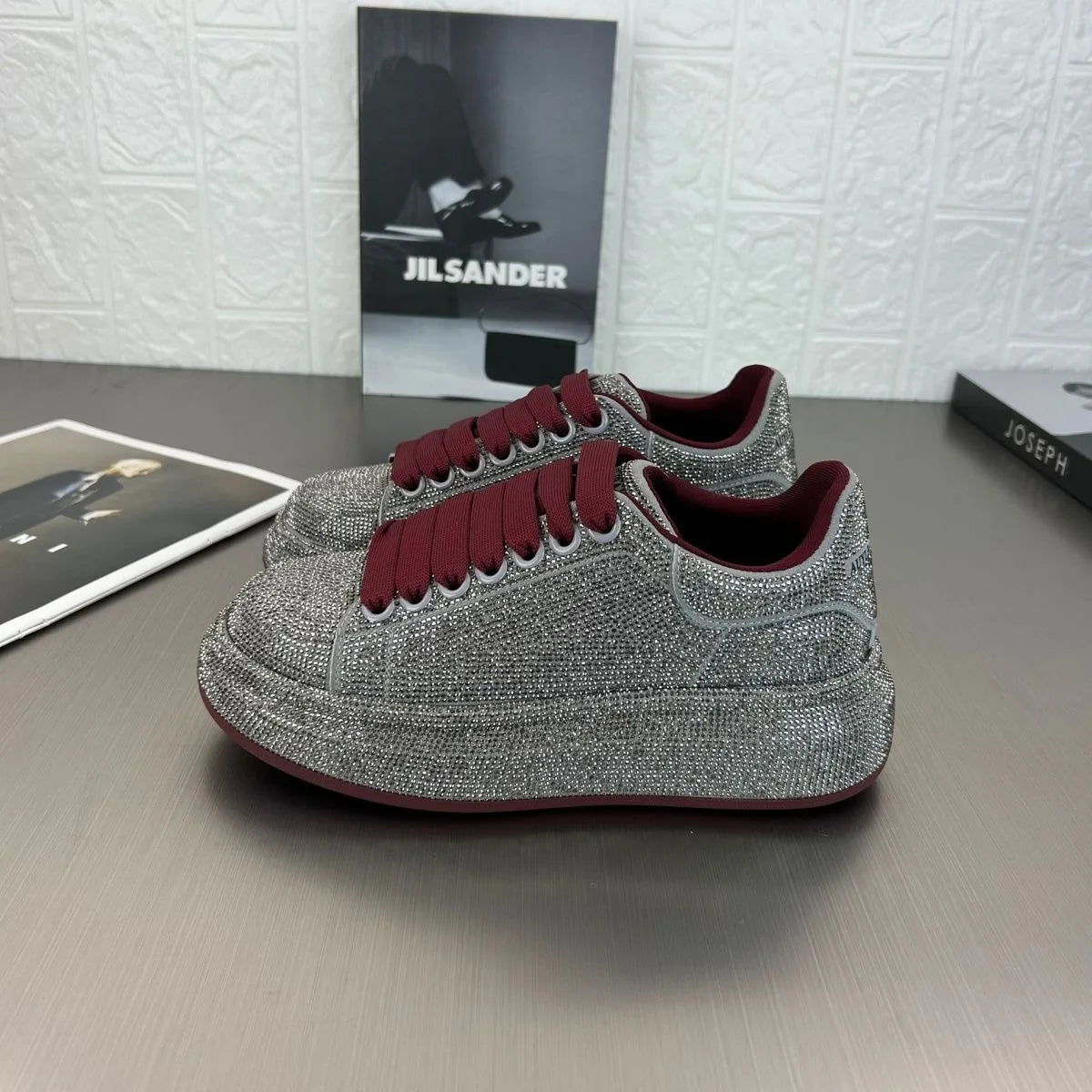 2025 Sparkling Rhinestone Sneakers with Platform Sole Trendy Sporty Elegance Footwear for Women Evening Wear