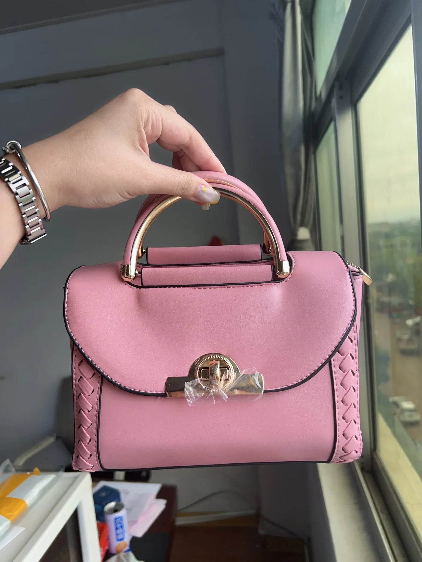 Pu Leather Handbag 2025 Fashion Small Bag High Quality Weaving Handbag Metal Lock Fashion Latest Women's Crossbody Bag