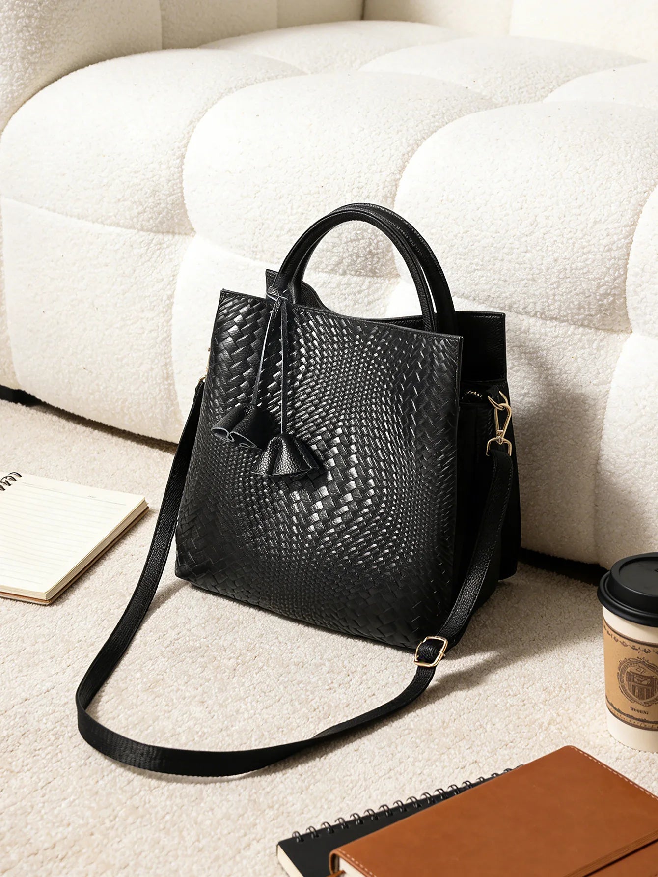 New Arrival Women's Fashion Woven Leather Tote Bag Genuine Cowhide Leather Portable Shoulder Bag for Spring Autumn