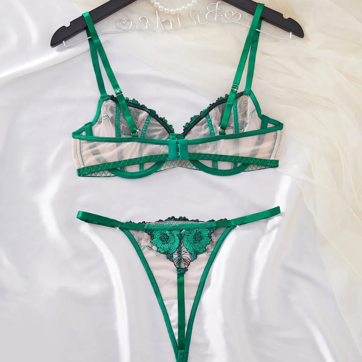 Sexy Underwear Green Flower Embroidery Two Piece Set Bra with G-Thong Lingerie Valentine's Day Underwear for Girls