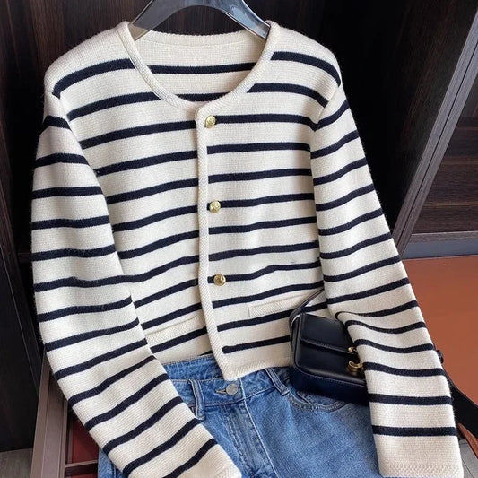 Cardigan for Women Single Breasted Crewneck Shirt Sweater Knit Cardigan
