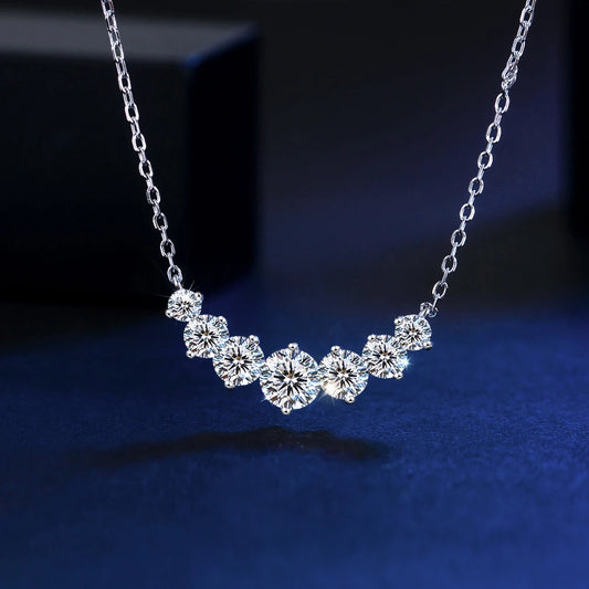 Elegant 925 Silvery 5mm Ice Round Zirconia Inlaid Smile Shaped Pendant Necklace for Women Banquet Valentine's Day  Gift