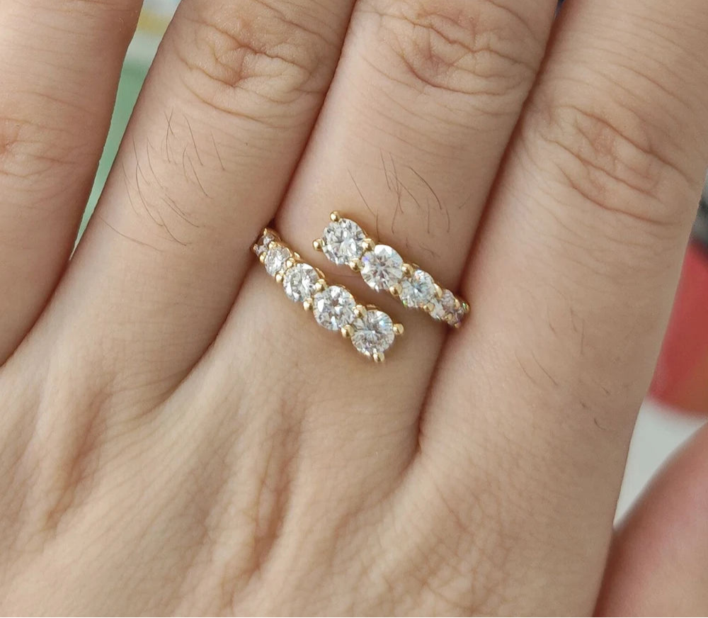 MomentWill 18K Gold Ring Round Shape Brilliant Cut Lab Diamond  Wedding Band Ring