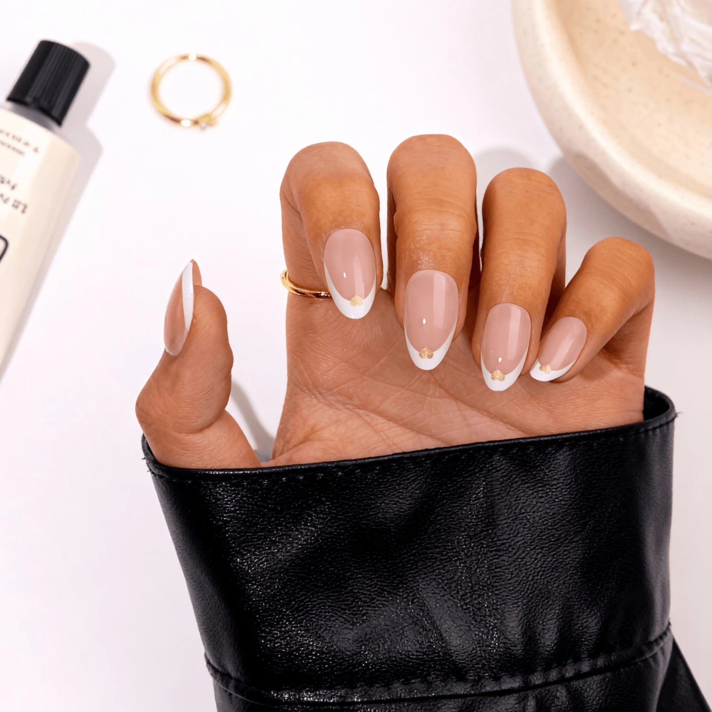 30pcs high quality press on nails fake nails moq 1 fake nails with their sticker glue press on nail storage case kawaii press on